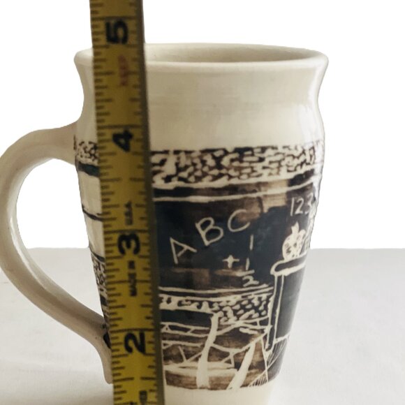 Vintage Studio Pottery Teachers Mug / Dated & Signed Art Pottery - Picture 2 of 10